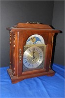 DR - Vintage Emperor Mantle Clock