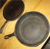 (2) 10" Cast Iron Wagner, Griswold Pans