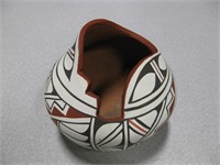 5" Kiva Step Design Jemez Pueblo Pot by C Toya