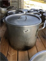 Stainless Stock Pot w/ lid