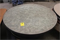 8 Round Table Tops 30"