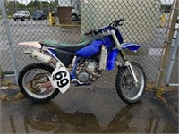 2003 Yamaha Dirt Bike