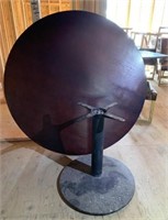 60in Round Commercial Table & Cast Iron Base