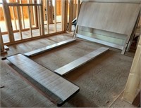 King Metal Framed Wood Modern Bed Frame