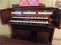 Rowland Classic C-380 Organ - Oak Cabinet