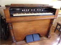 Gilbert Bauer Organ