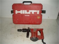 HILTI TE22 Hammer Drill w/ Case
