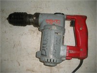HILTI TE17 Hammer Drill Chuck damaged