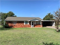 Country Home with Acreage Clinton, OK 73601