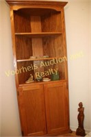 Oak 3 corner cabinet