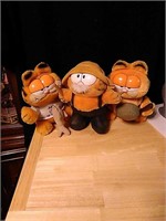 Garfield set of 3, 8 "