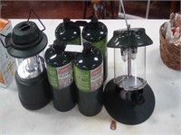 Coleman box lot 4 propane tanks with 2 lamps