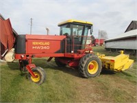 New Holland HW340 Self Propelled Windrower
