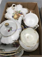 Tea pot, assorted cups/ saucers/dishes