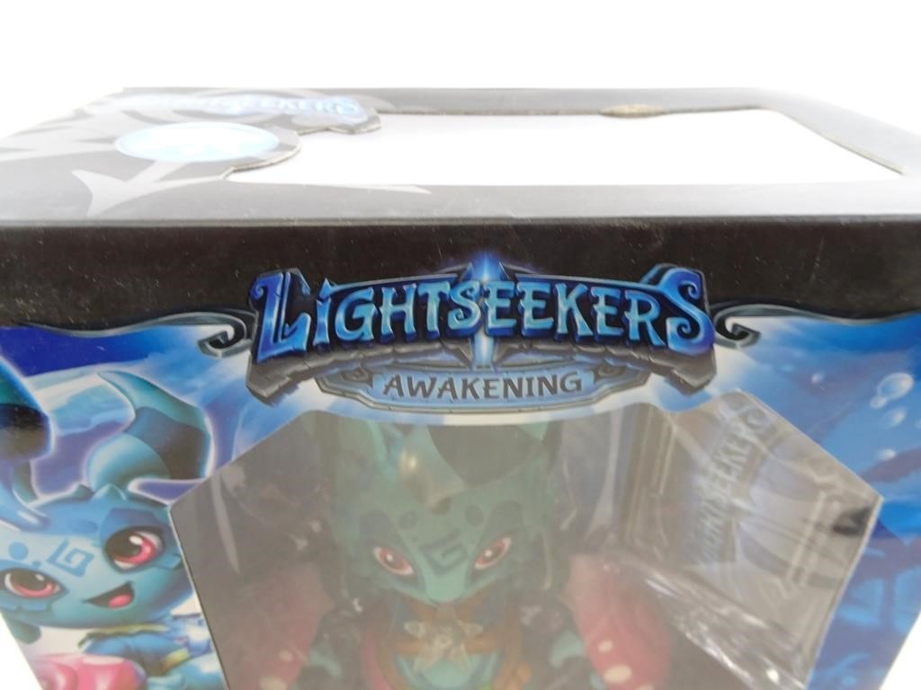 Details about   Lightseekers Awakening Mari Hero pack New in Box FREE SHIPPING 