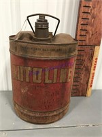 Autoline 5-gal gas can