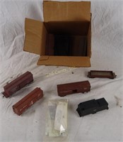 Lot Of Ho Scale Train Cars & Parts