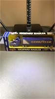 Maisto Highway hauler Goodyear racing team semi