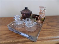 Box of assorted glassware and collectibles