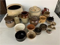 LARGE QtY OF MIXED SIGNED AND STAMPED POTTERY