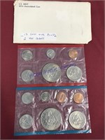 1974 US mint set, uncirculated, w/2 Ike dollars
