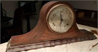 Sessions mantle clock, has pendulum,  no key
