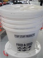 4 feed and seed buckets with lids