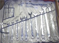 Cummins 14 piece combination metric wrench set,