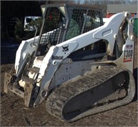 2005 Bobcat T300 track loader with hand/foot