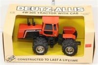 Deutz-Allis 4W-305 tractor with cab, Ertl,
