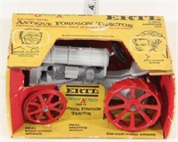 "Green Acres" Fordson tractor, Ertl, 1/16 scale,