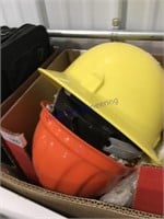 Safety hats, 3 count