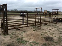Heavy Duty Cattle Chute with Sliding Gate