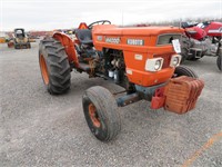Kubota M4000 Wheel Tractor