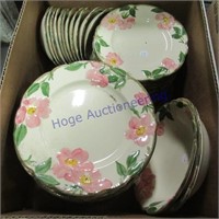 Plates, bowl set w/pink, green flowers
