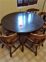 Rd Table, 4 half barrel chairs and leaf