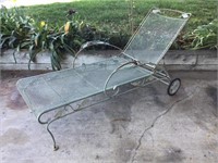 Iron Patio Lounge Chair with Wheels