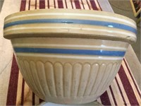 2 Stoneware mixing bowls- Yelloware bowl 2 band