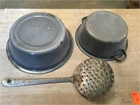 2 Antique Graniteware Pans & Skimmer
