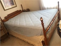Full Size Bed w/ Sheets & Mattress Included