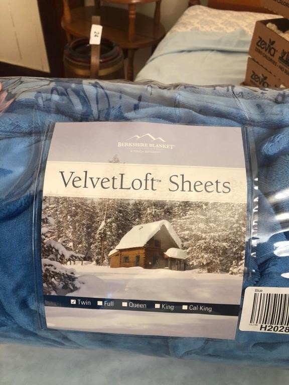 Berkshire Blanket VelvetLoft Sheet Twin 
