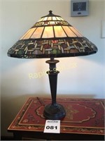 Arts & Crafts Stained Glass Look Lamp