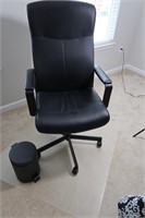Malkolm Adj. Computer Chair w/Floor Protector &