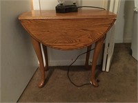 Drop leaf side table