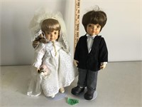 bride an groom wood dolls