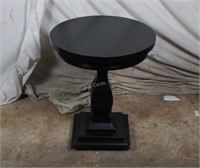 18" Round Black Table 21.5" Tall