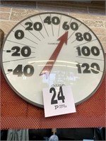 Fahrenheit Ohio Thermometer (Wall #2)