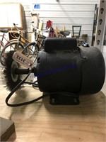 Electric motor w/ wire brush