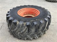 30.5 LR32 Radial All Traction Tractor