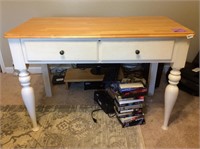 2 drawer table and chair